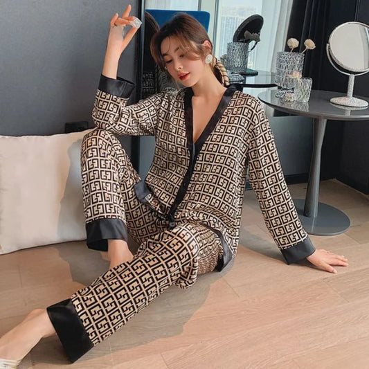 Helena – Pyjama-Sets aus Kunstseide